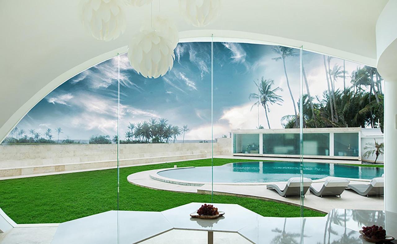 The Cloud Beachfront Villa Tabanan Eksteriør bilde