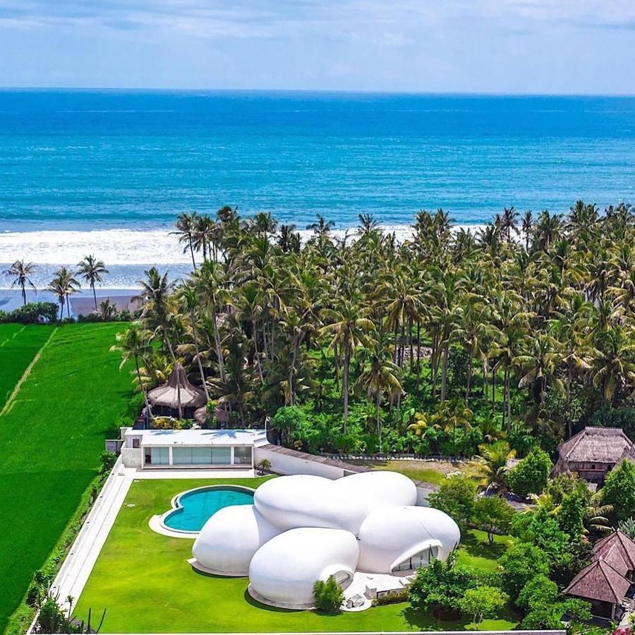The Cloud Beachfront Villa Tabanan Eksteriør bilde