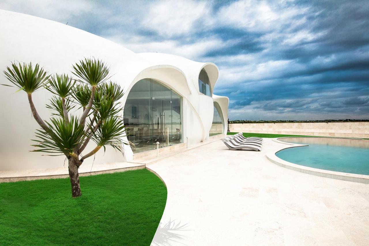 The Cloud Beachfront Villa Tabanan Eksteriør bilde