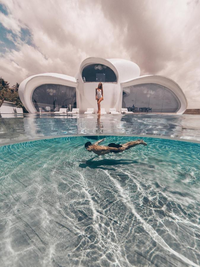 The Cloud Beachfront Villa Tabanan Eksteriør bilde