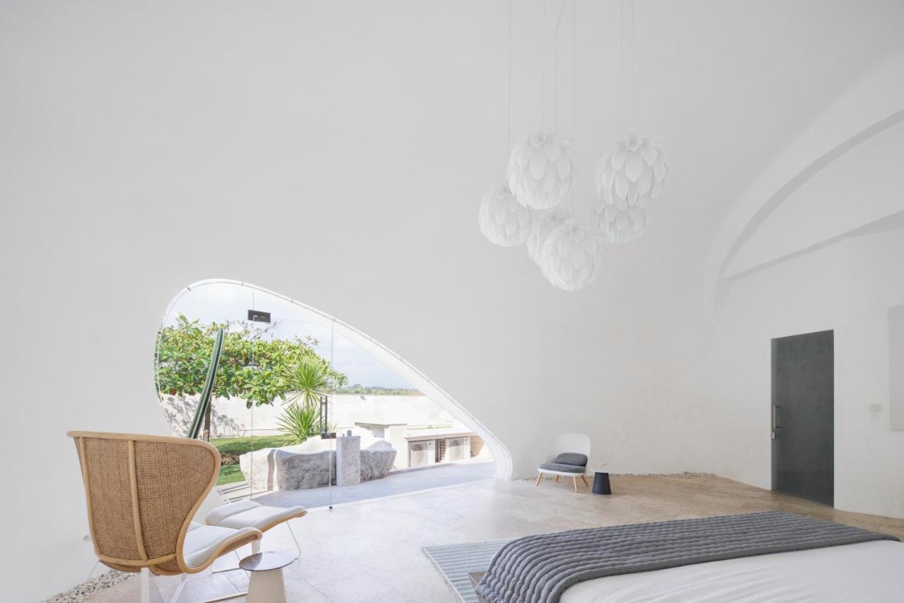 The Cloud Beachfront Villa Tabanan Eksteriør bilde